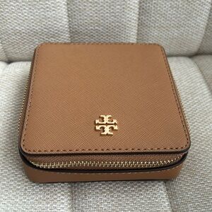 Tory Bruch travel jewelry case